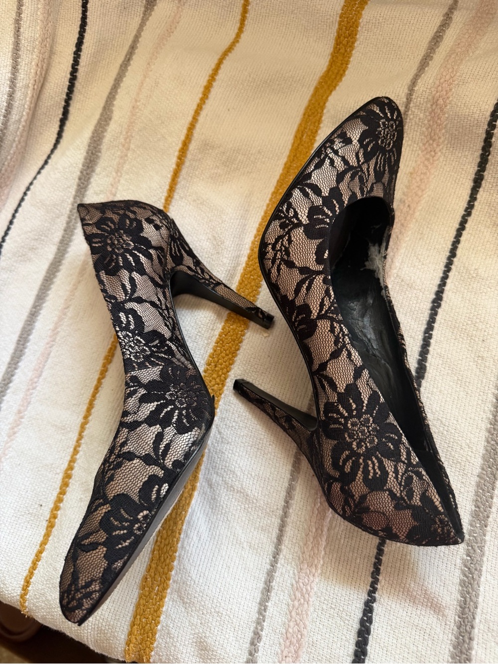 Giani Bernini Black Lace Pointed Toe High Heels